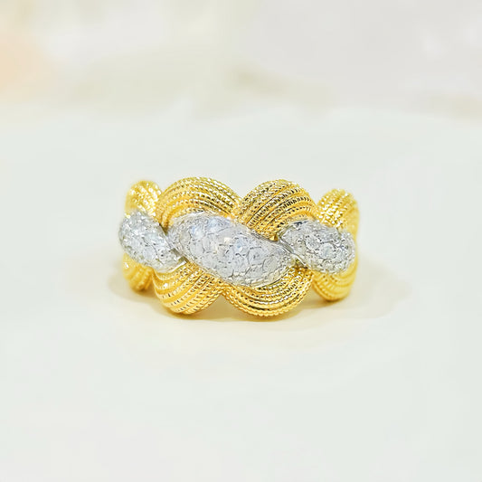 Vintage 18k Gold Diamond Ring (Item No. VT 290)