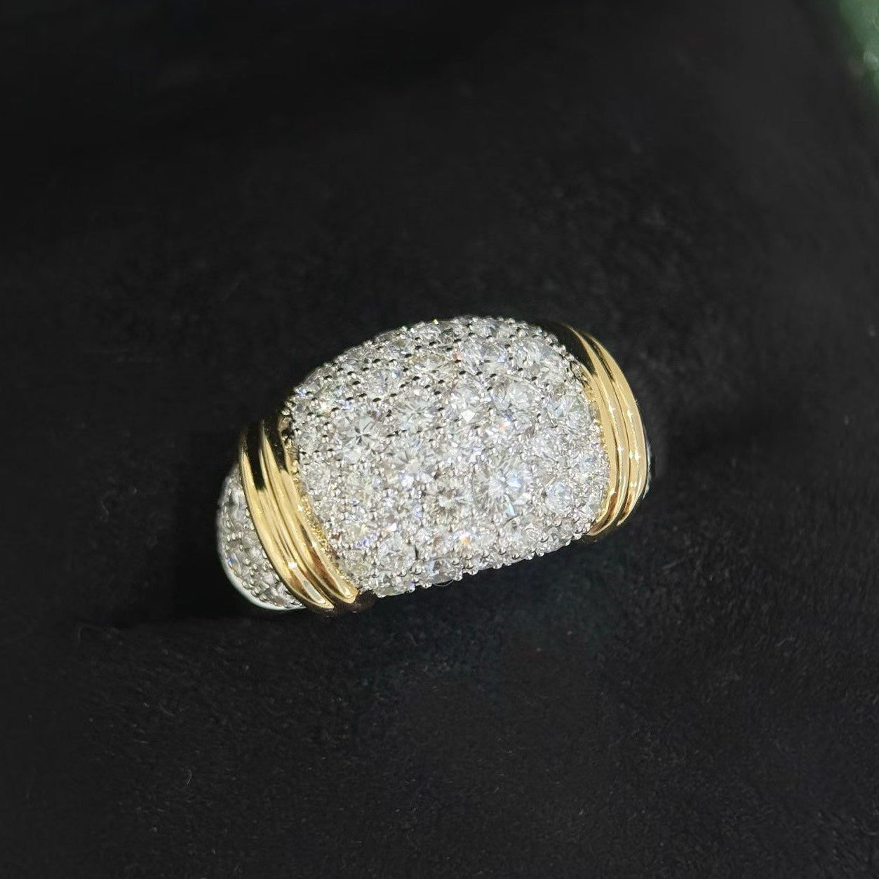 Vintage 18k Gold Diamond Ring (Item No. VT308)