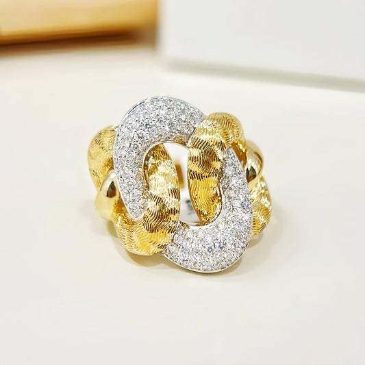 Vintage 18k Gold Diamond Ring (Item No. VT373）