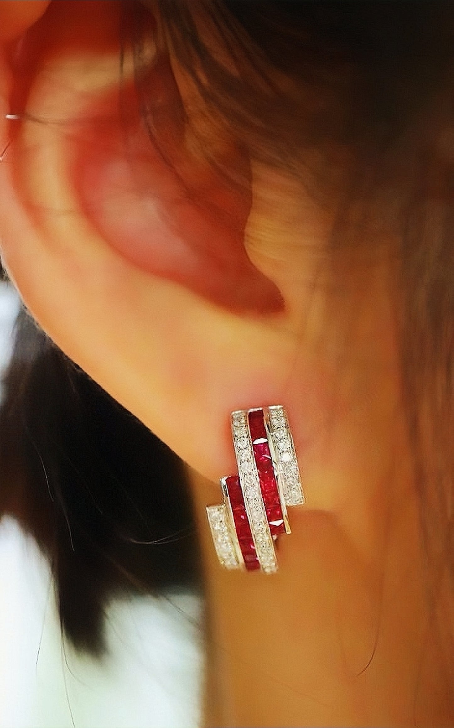 Vintage 18k Gold Diamond Ruby Earring (Item No. VT065）