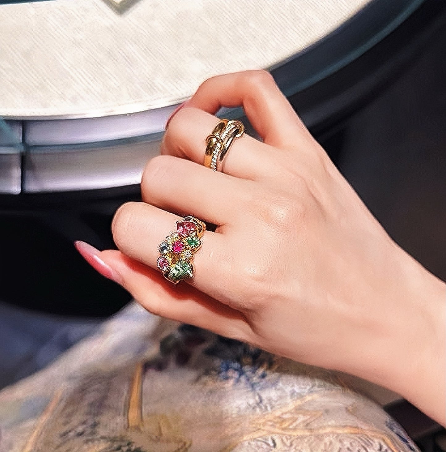 Vintage Garden 18k Gold Diamond Rainbow Gem Ring (Item No. VT037）