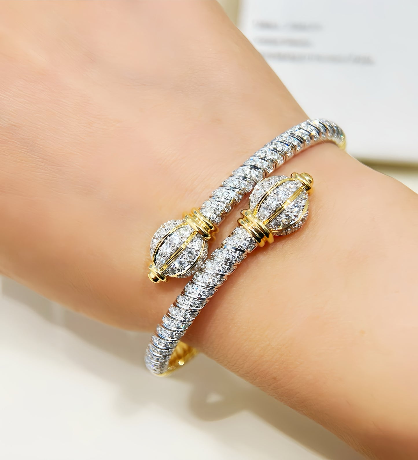 Vintage 18k Gold Diamond Bracelet (Item No. VT387）