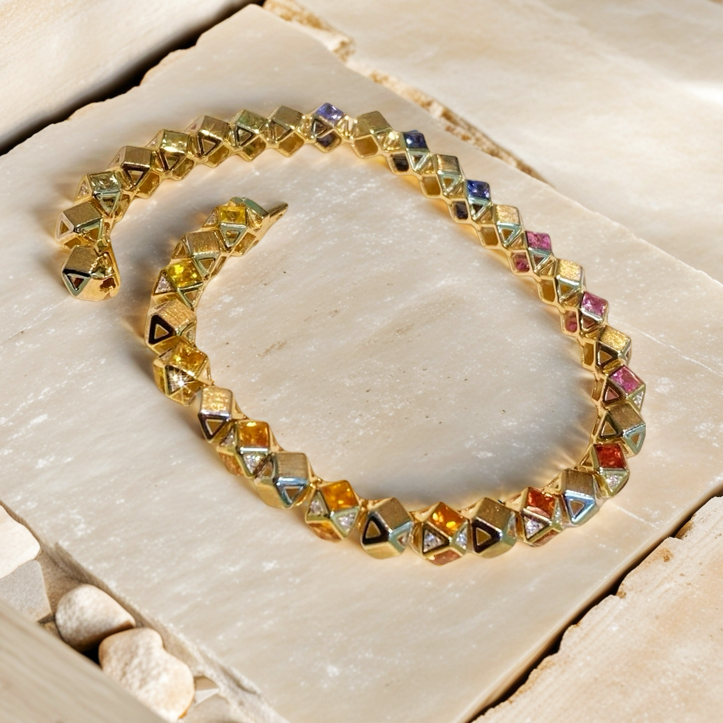 Vintage 18k Gold Diamond Bracelet (Item No. VT138）