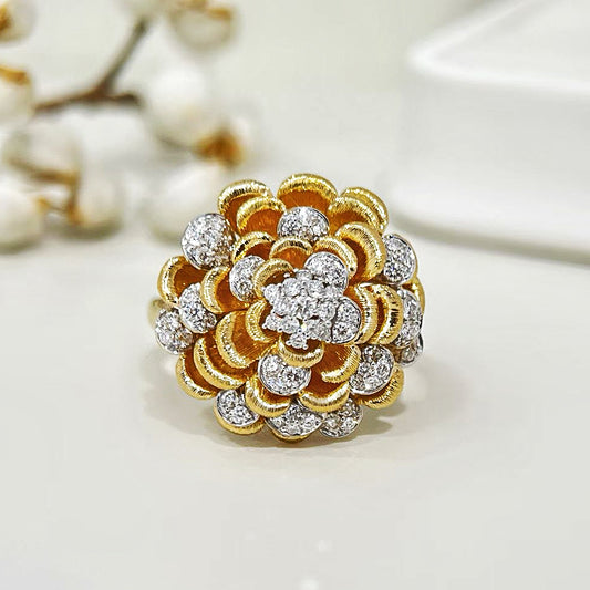 Flower 18k Gold Diamond Emerald Ring (Item No. VT462）