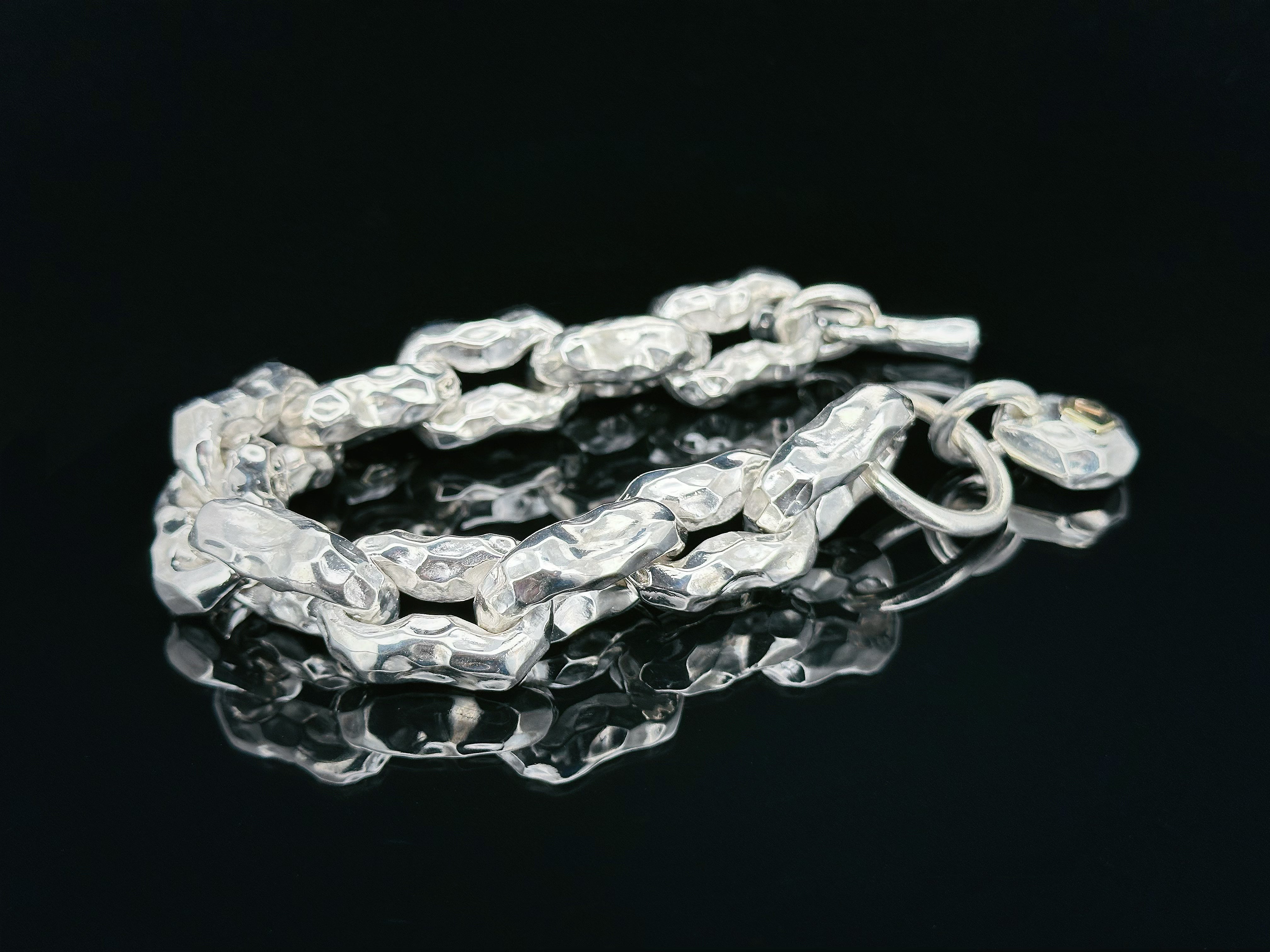 Heavy Metal Hammered Silver Bracelet (Highly Polished) (Item No.B0565)