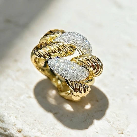 Large Vintage Cuban 18k Gold Diamond Ring (Item No. VT007）
