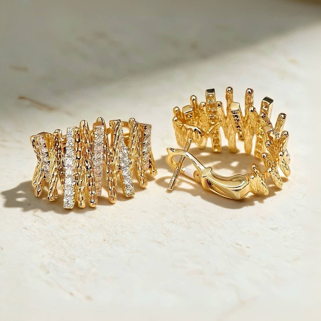 Vintage 18k Gold Diamond Earring (Item No. VT213）