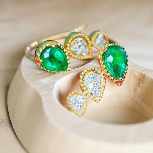 Vintage 18k Gold Diamond Emerald Earring (Item No. VT052）