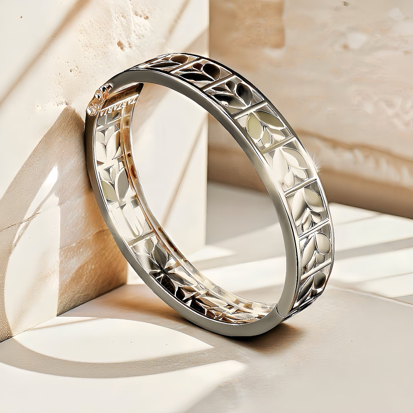 Greek Key Hollow Leaf Silver Bangle (Item No. TDBS0017)