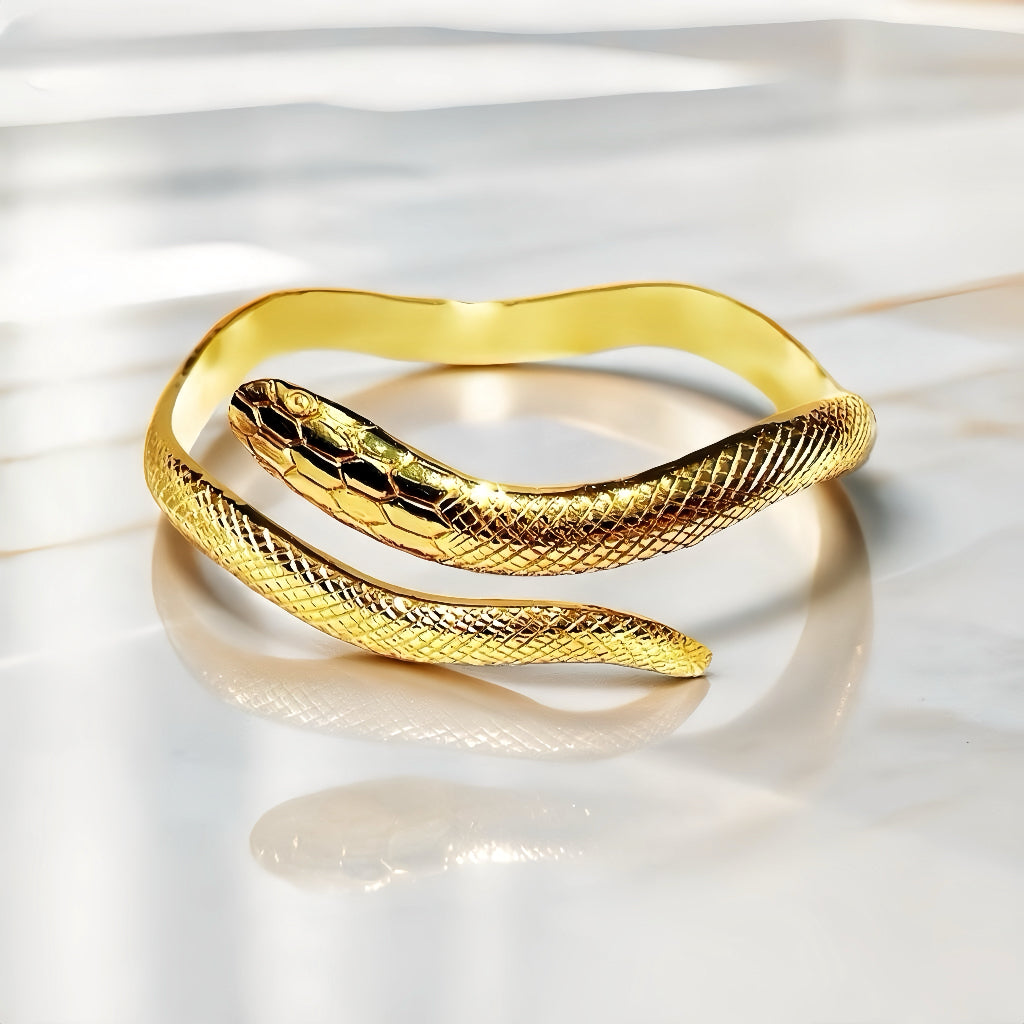 Ouroboro 24K Gold Bangle (Item No. GB0025）