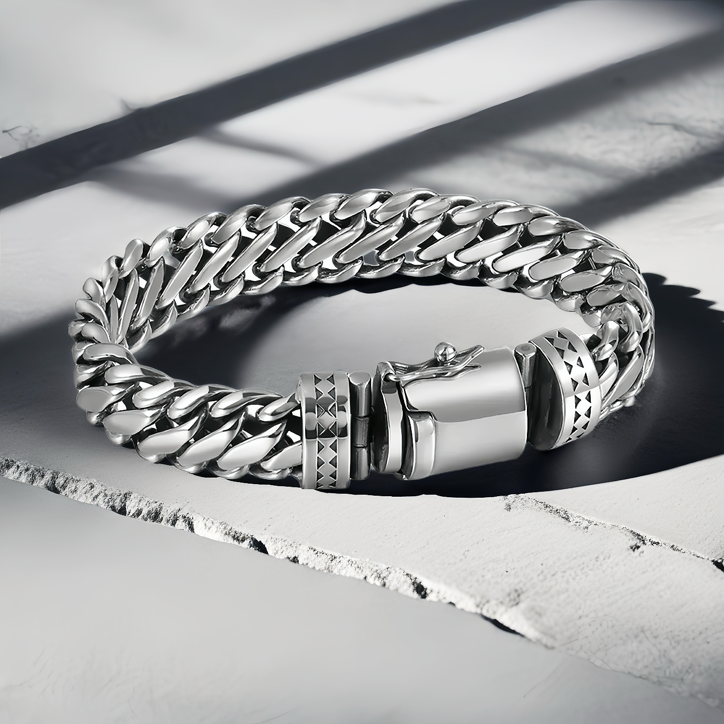 Fashion Silver Bracelet (Item No. B0696）