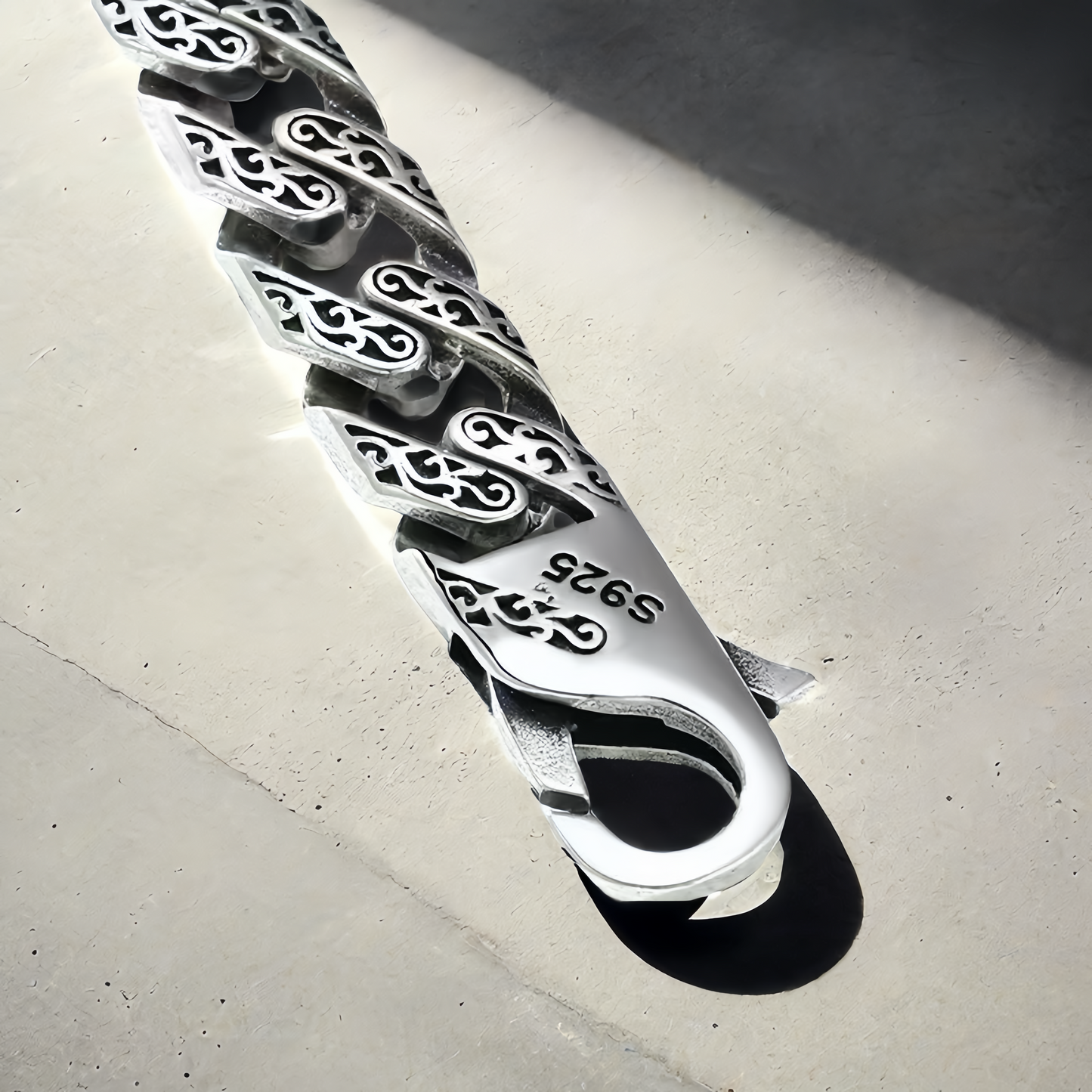 Fashion Silver Bracelet (Item No. B0681）