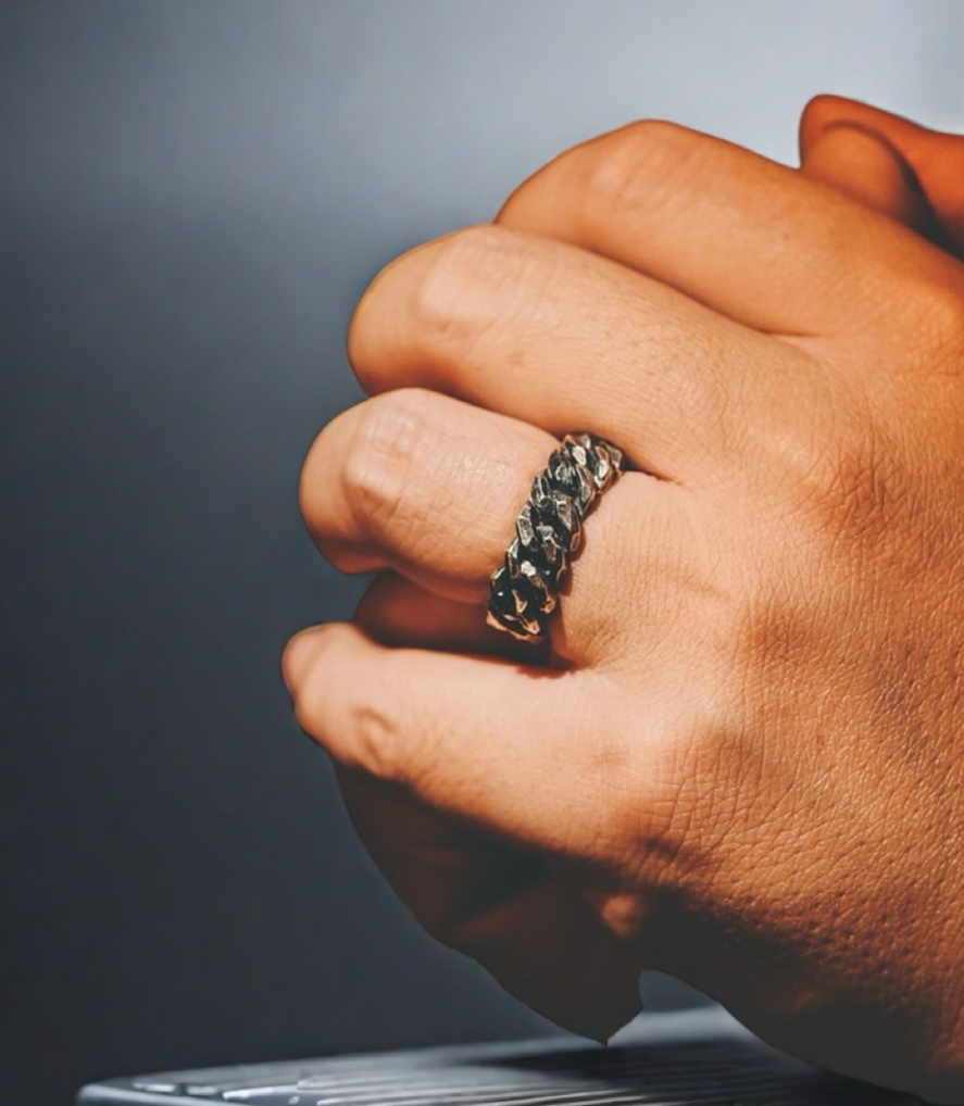 Hammered Silver Ring (Item No. R0086)