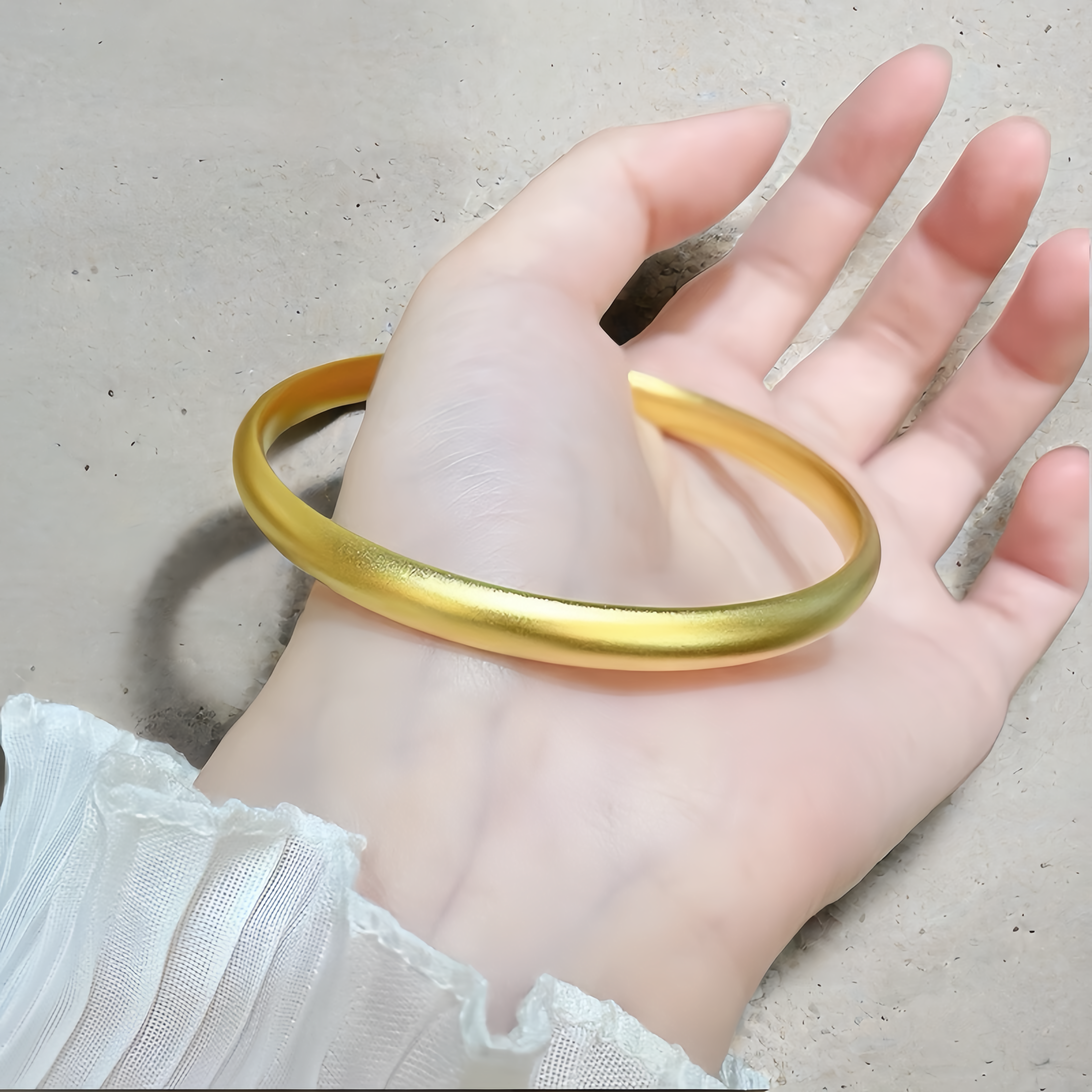 Handmade Hollow 24K Gold Bangle (Item No. GB0026)