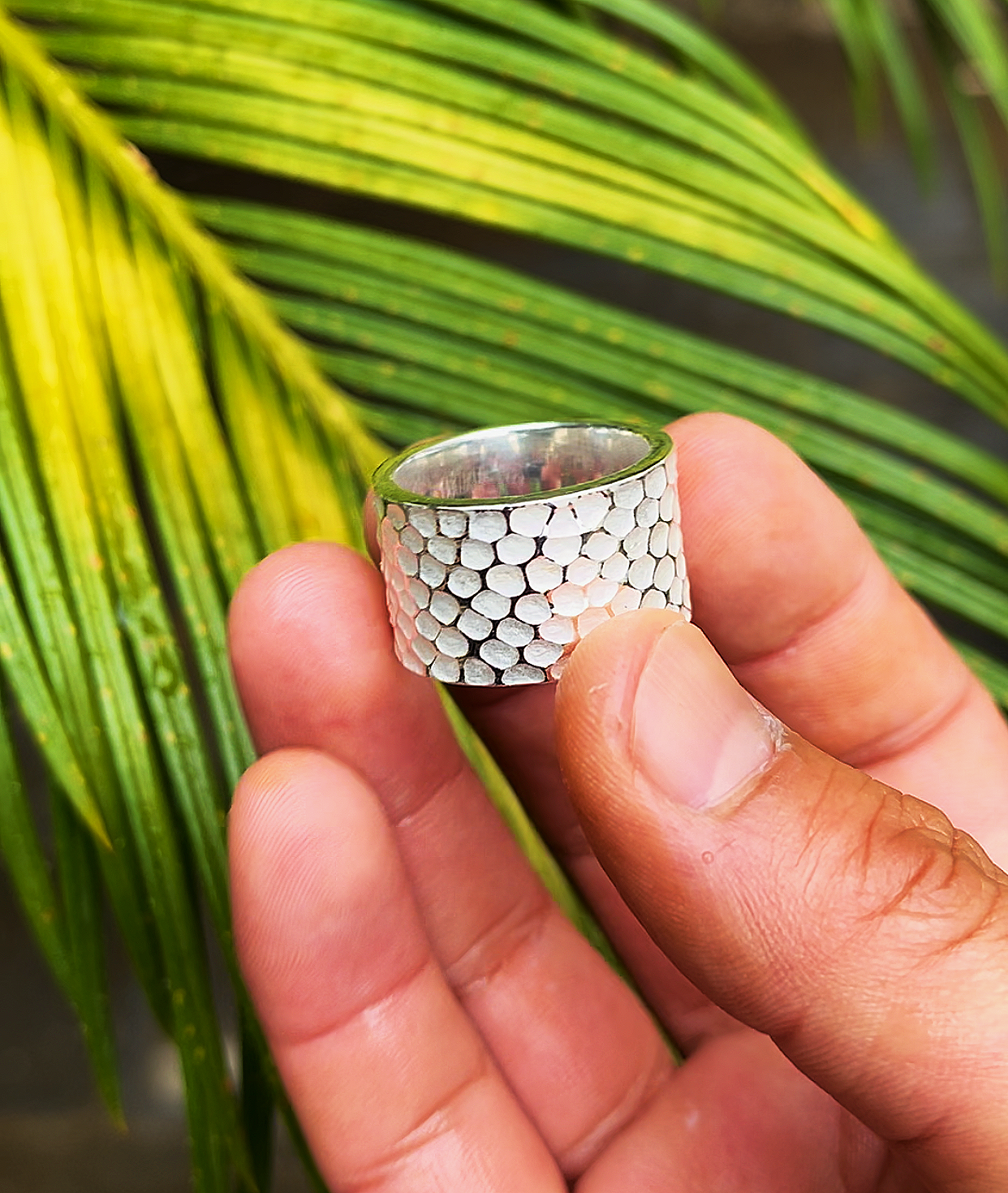 Hammered Silver Ring (Item No. R0119) Tartaria Onlinestore