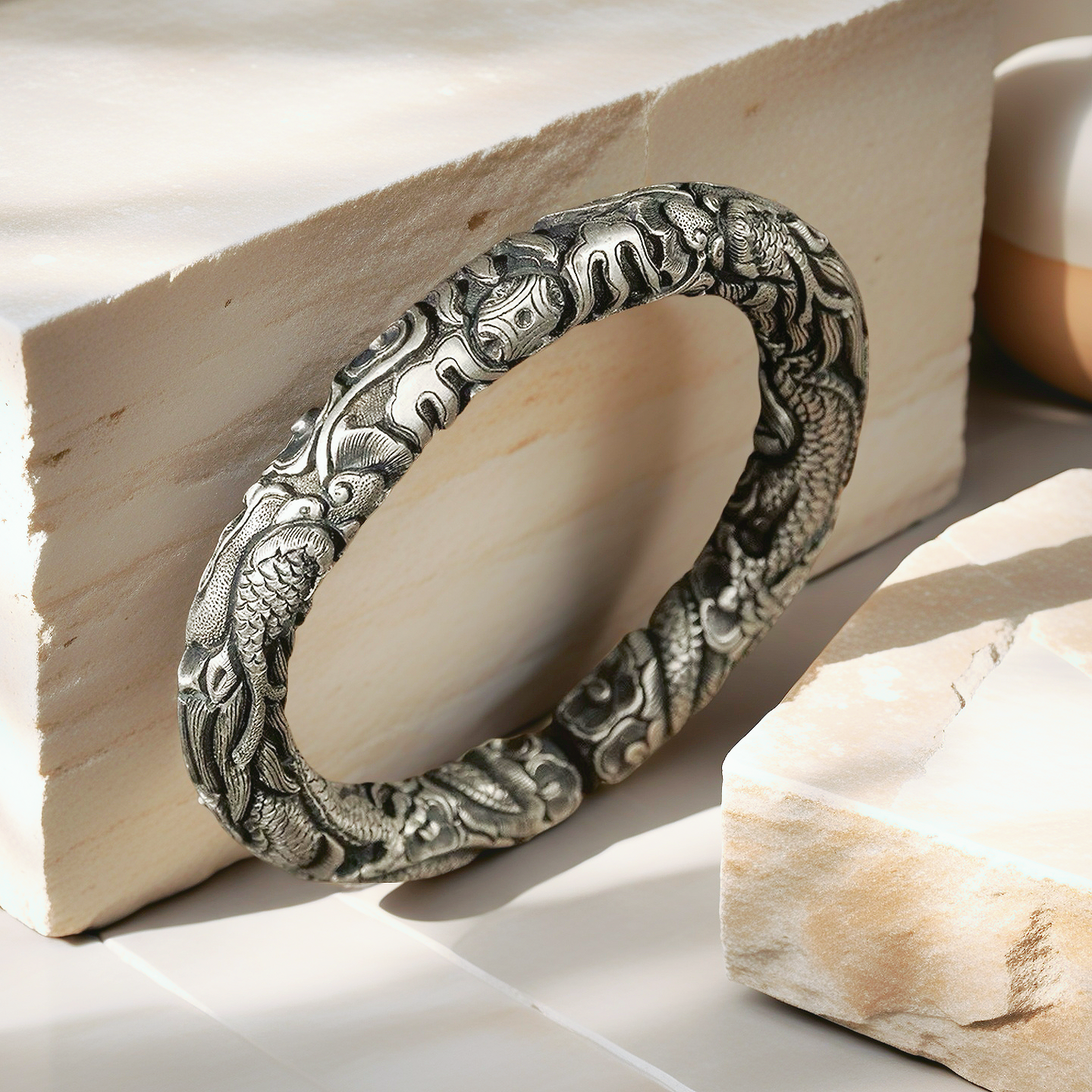 Two Dragons Silver Bangle (Item No. B0105)