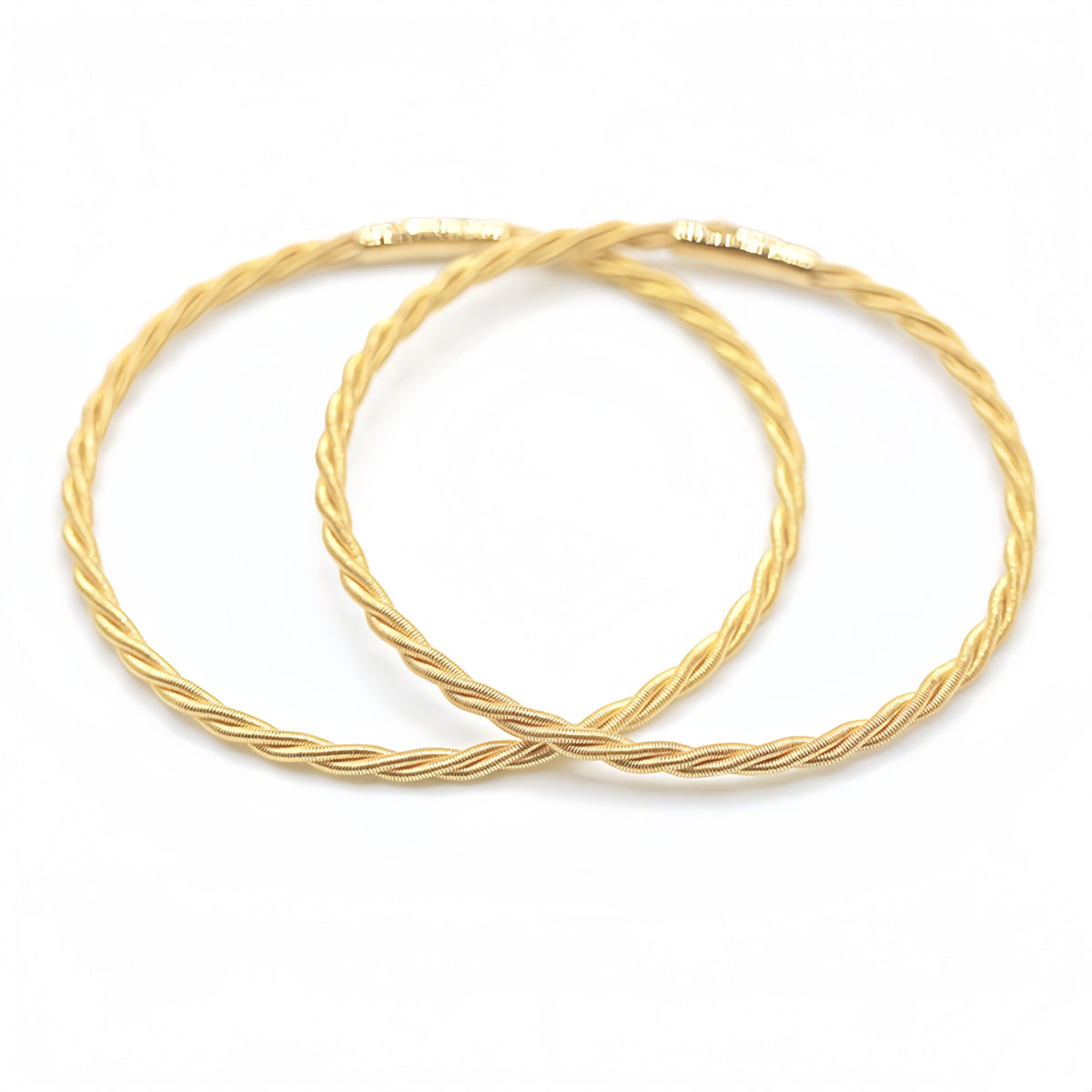 Twisted 18K Gold Bracelet (Item No. SR061CB)