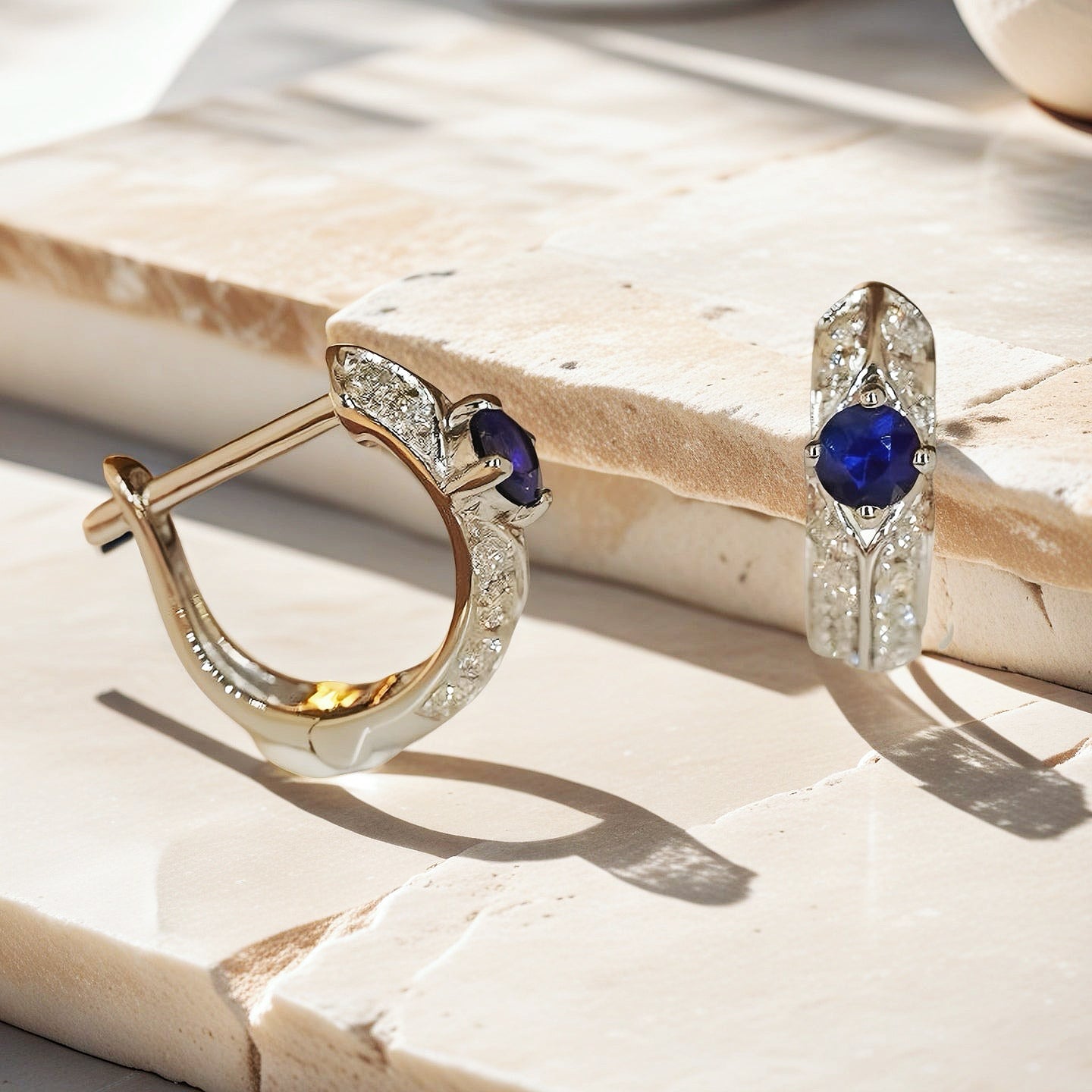 Vintage 18k Gold Diamond Earring (Item No. VT076）