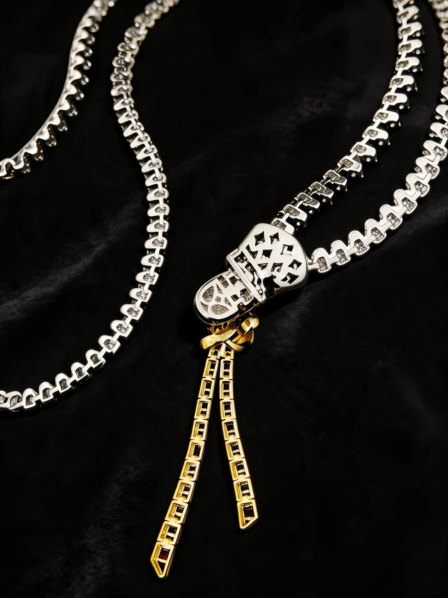 Vintage Zip 18k Gold Diamond Ruby Necklace (Item No. VT211）