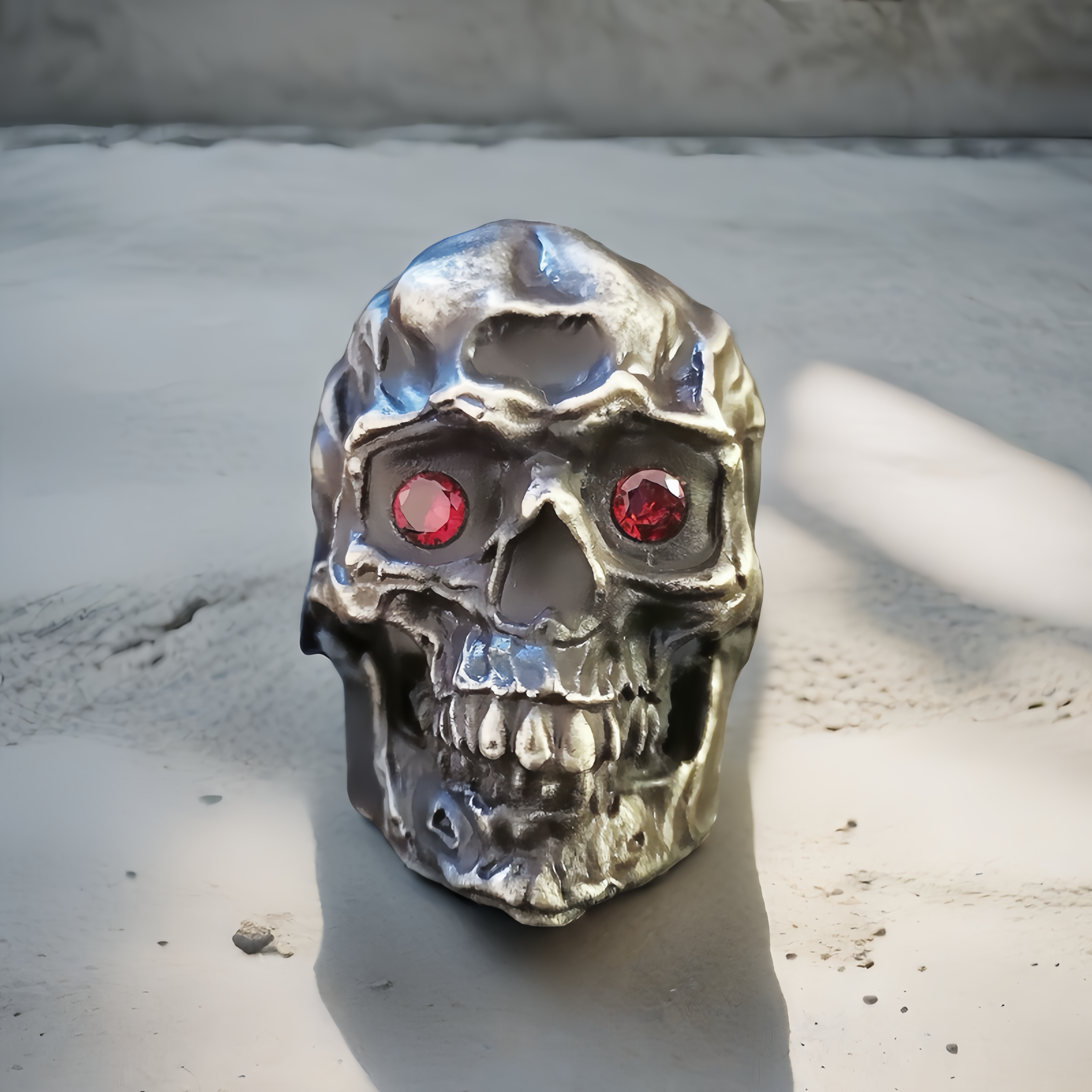 Ruby Eyes Skull Silver Ring  (Item No. R0088)