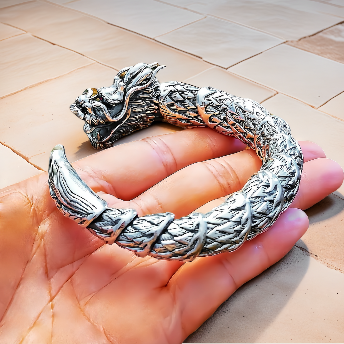 Flying Dragon Silver Bangle  (Item No. B0122)