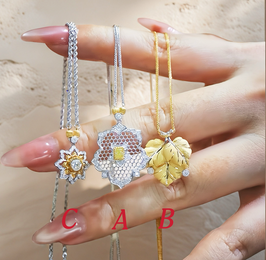 Vintage 18k Gold Diamond Pendant (Item No. VT096）