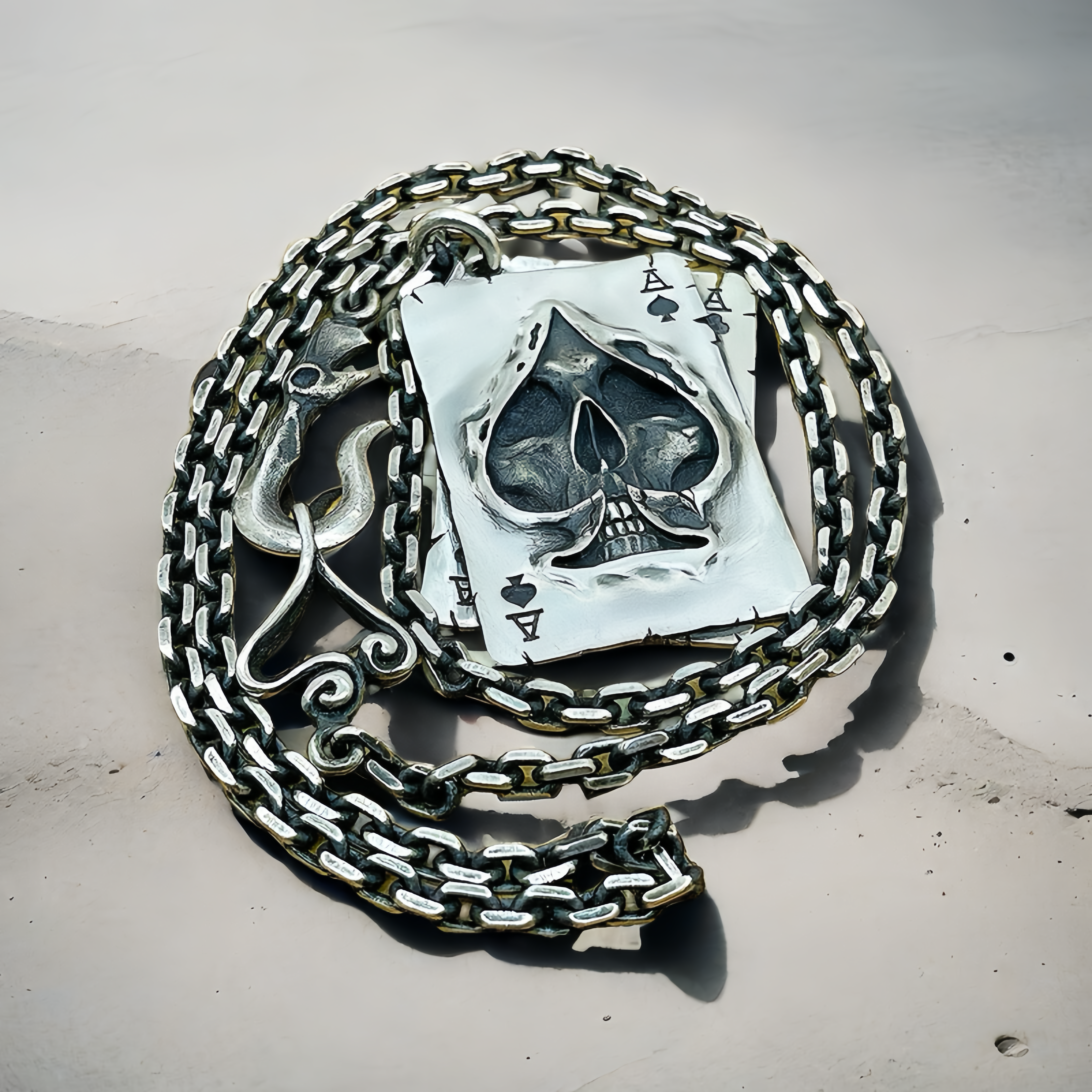 Spade Skull Silver Pendant (Item No. P0164)