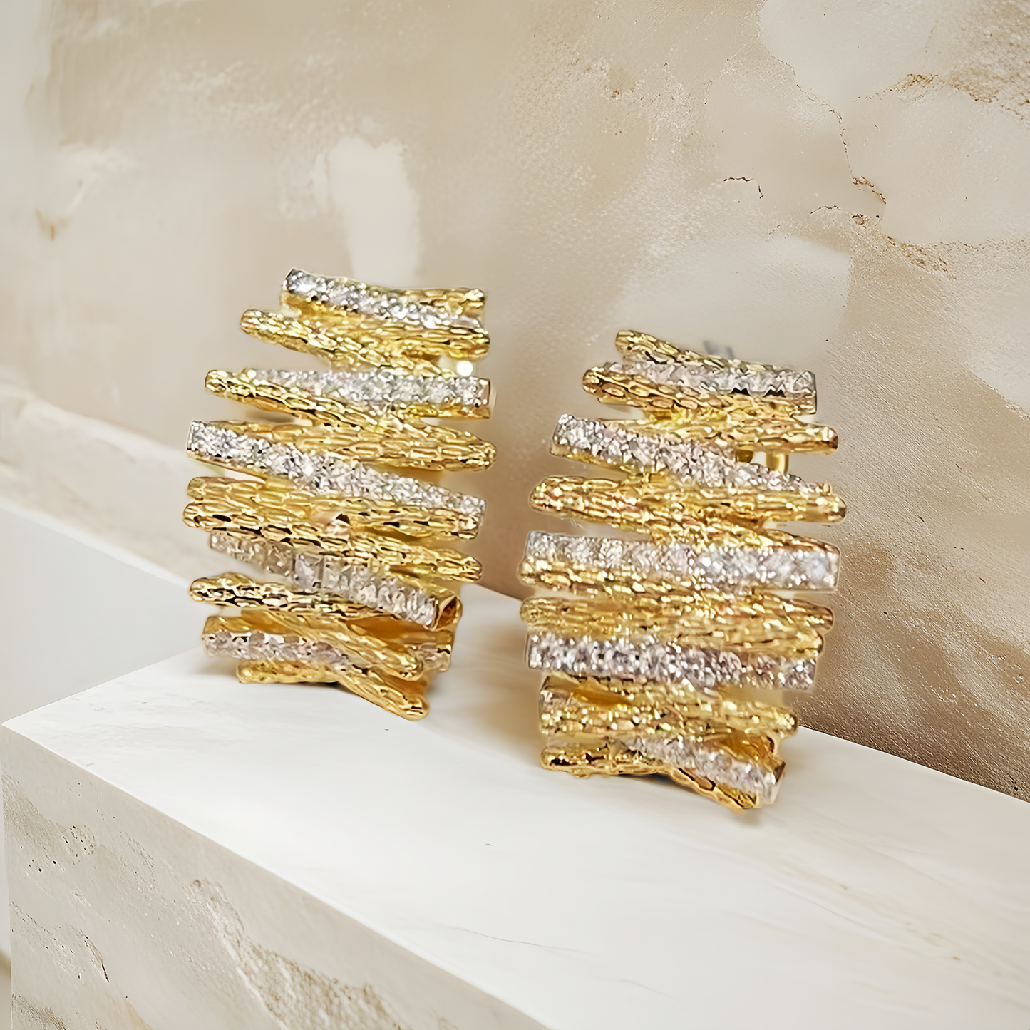 Vintage 18k Gold Diamond Earring (Item No. VT213）