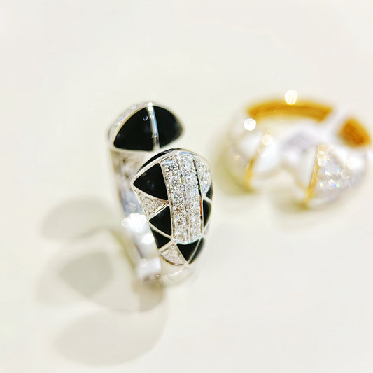 Enamel Vintage 18k Gold Diamond Ring (Item No. VT301)