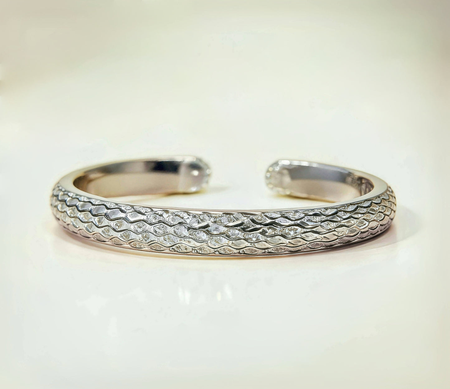 Vintage 18k Gold Diamond Bracelet (Item No. VT364)