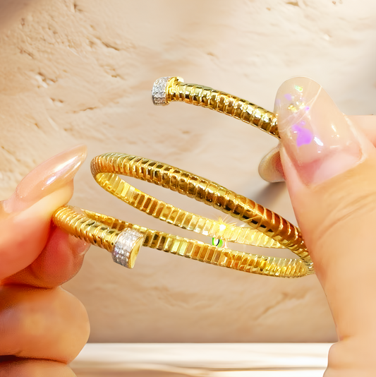 Vintage 18k Gold Diamond Bracelet (Item No. VT250）