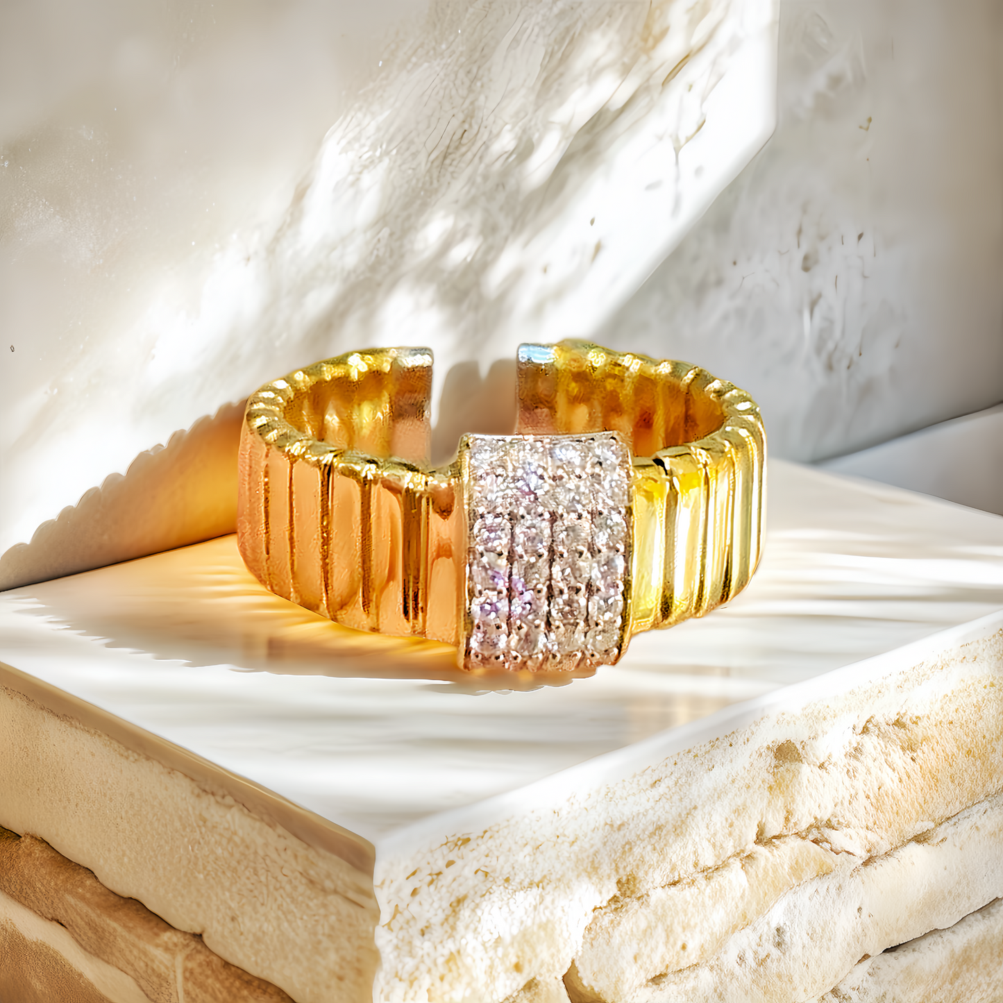 Vintage 18k Gold Diamond Bracelet (Item No. VT250）