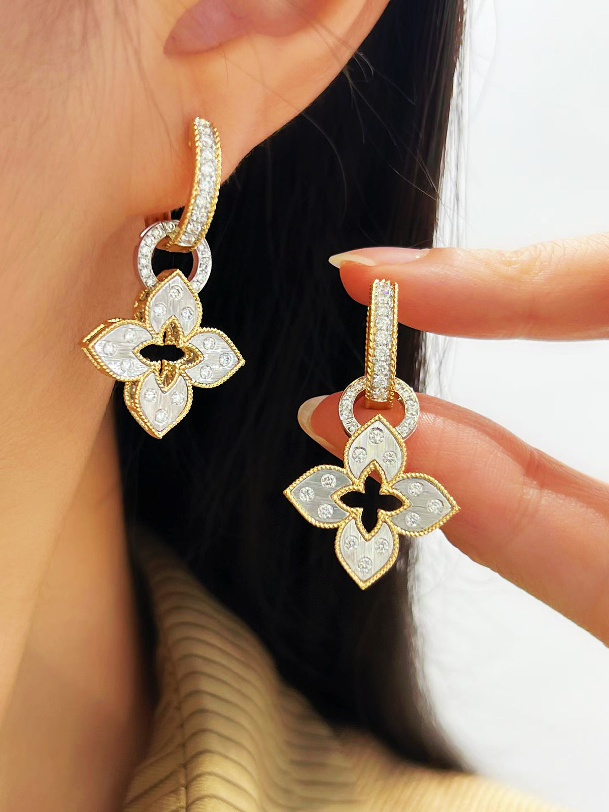 Vintage 18k Gold Diamond Earring/Pendant (Item No. VT540）