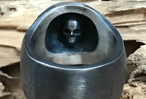Skull Silver Ring (Item No. R0107) Tartaria Onlinestore