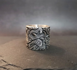 Large Dragon Silver Ring (Item No. R0046) Tartaria Onlinestore