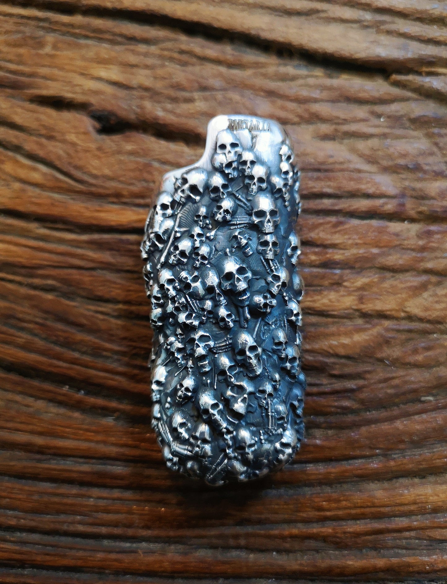 Gothic Burial Skull Silver Lighter Case (Item No. L0003) Tartaria Onlinestore