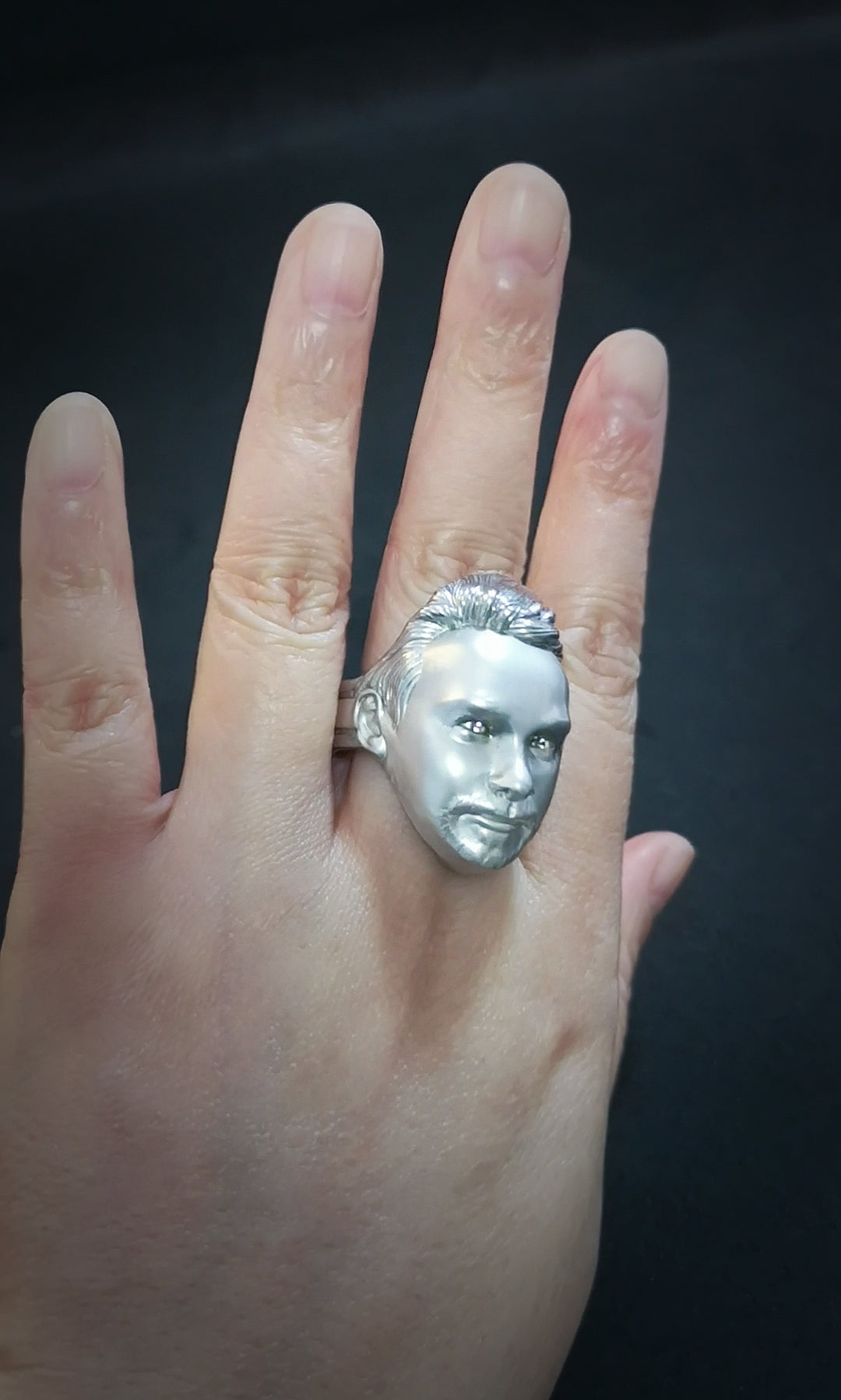 Custom Portrait Ring (Item No. R0105) Tartaria Onlinestore