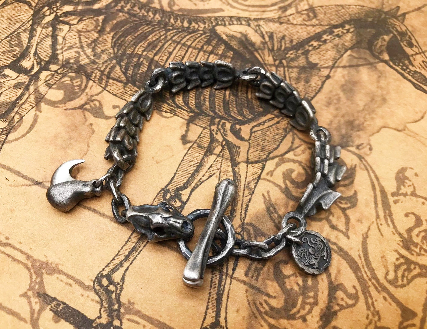 Tiger Skull Silver Bracelet Chain (Item No. B0520 ) Tartaria Onlinestore